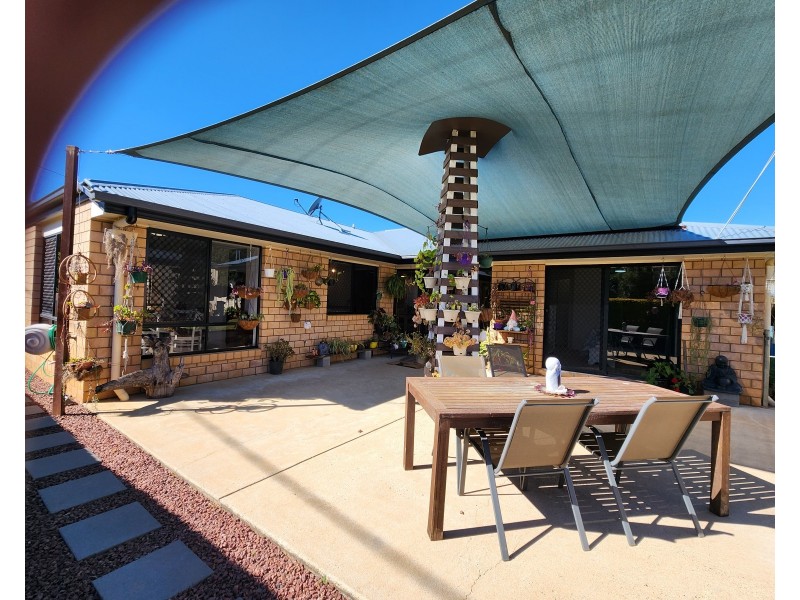 9 Toomey Street, Yarraman QLD 4614