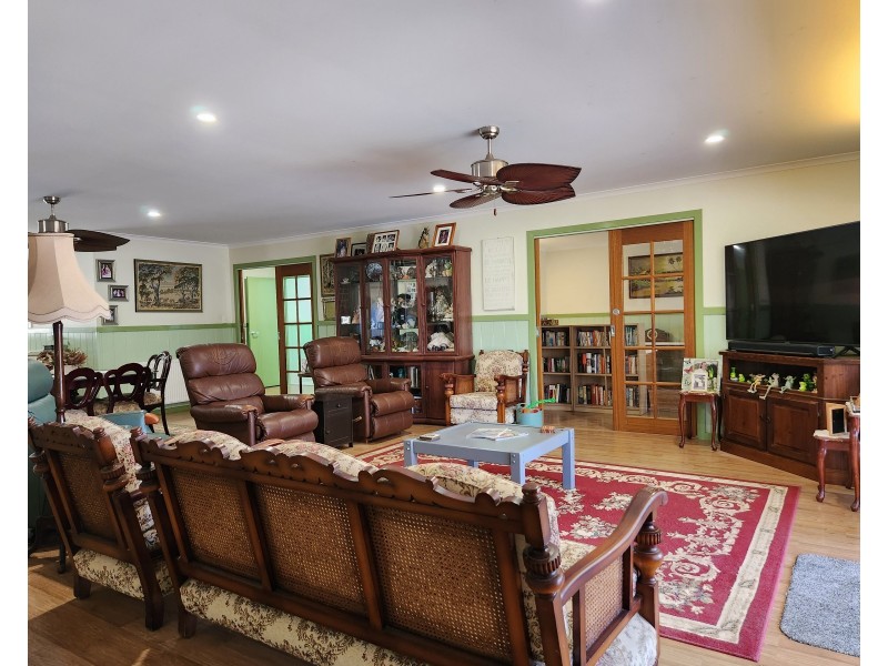 97 Bunya Way, Blackbutt QLD 4306