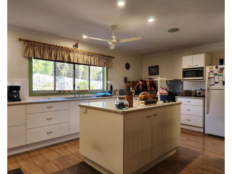 97 Bunya Way, Blackbutt QLD 4306