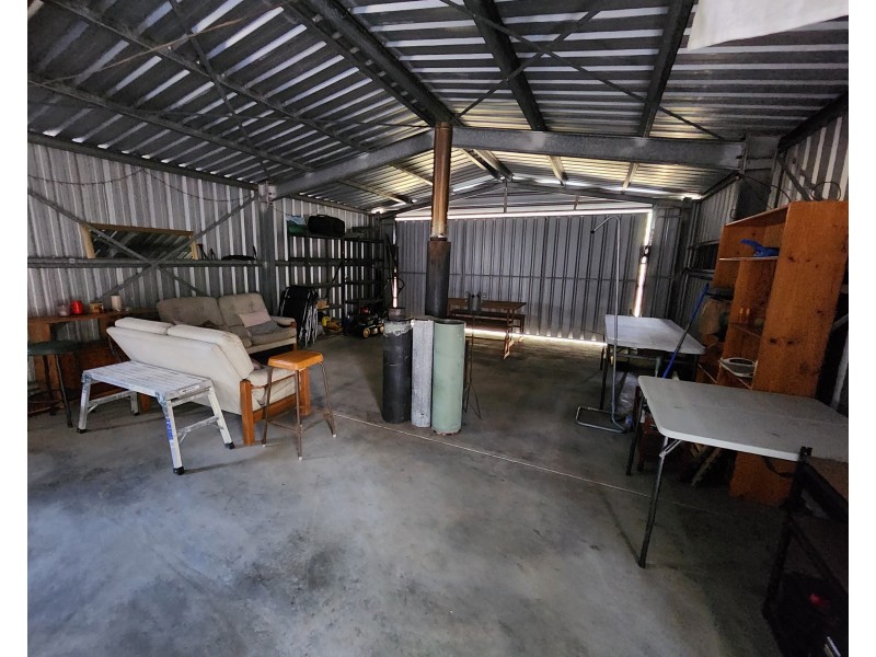 828 Old Esk Road, Blackbutt QLD 4306