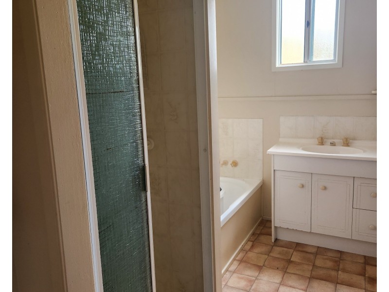 3 Munro Street, Cooyar QLD 4402