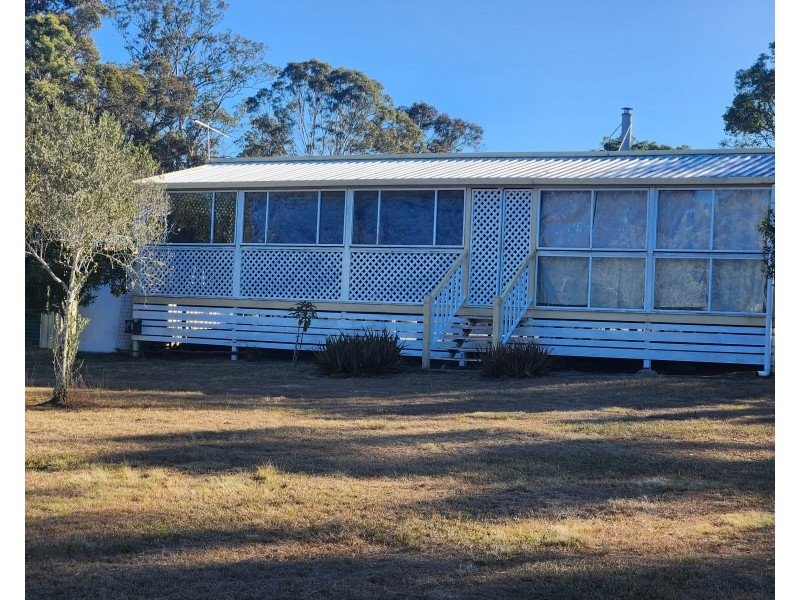 65 Bowman Road, Blackbutt QLD 4306