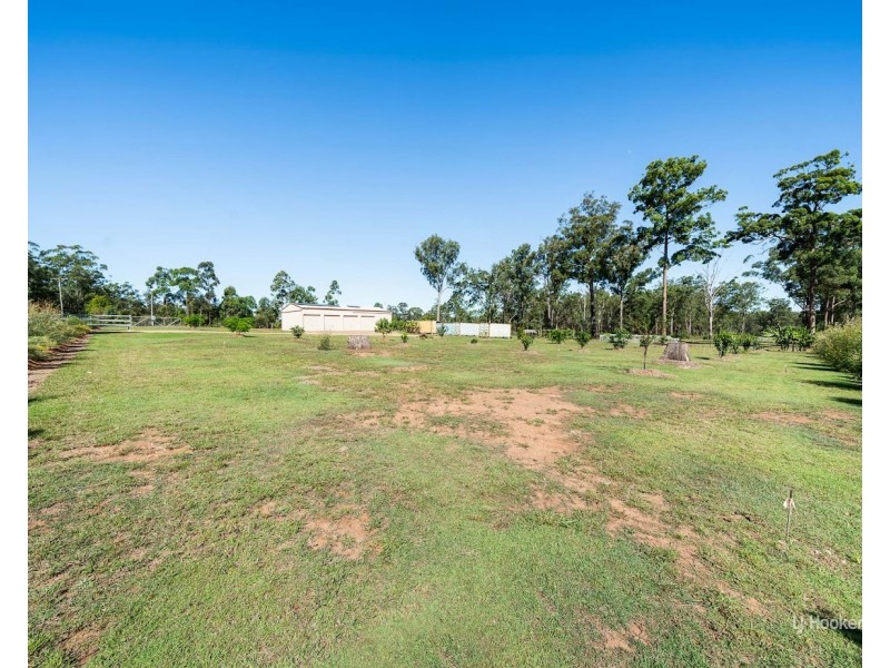 230 Martin Crescent, Benarkin North QLD 4306