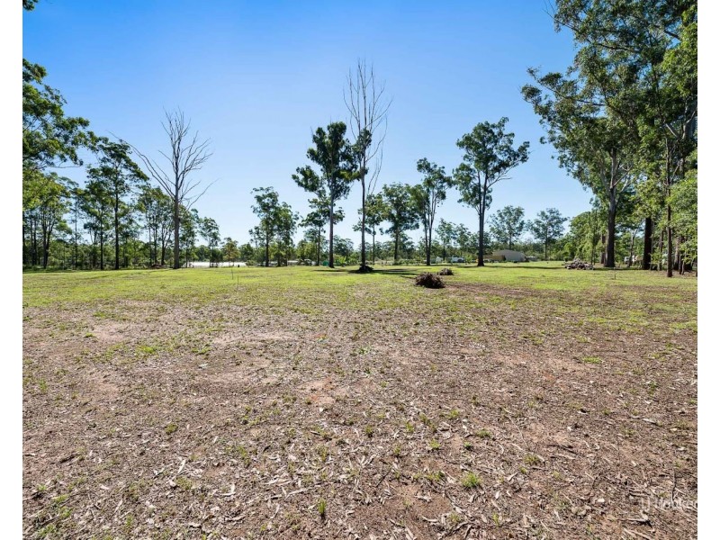 230 Martin Crescent, Benarkin North QLD 4306