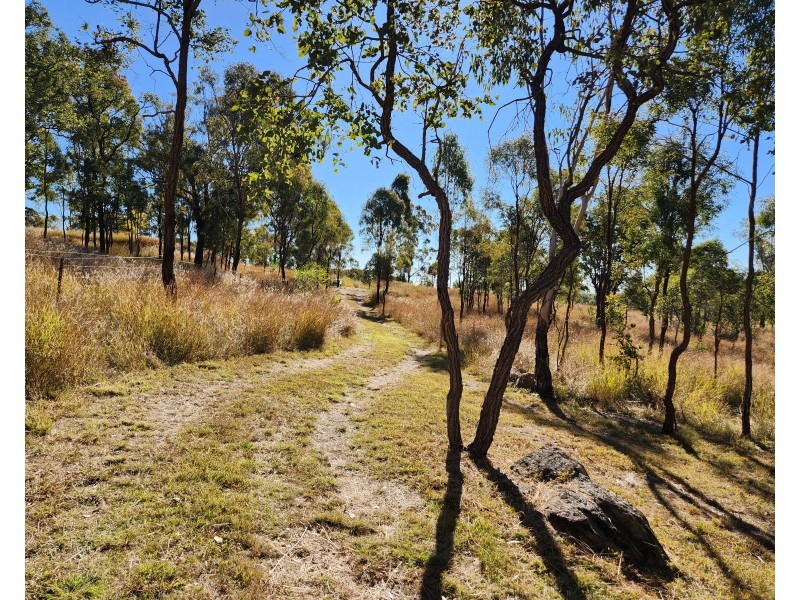 97 Stretton Drive, Blackbutt QLD 4306