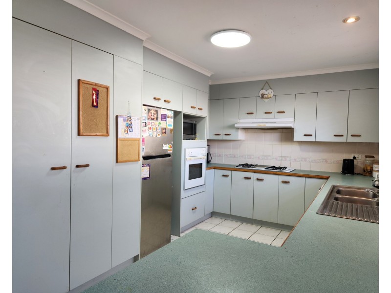 25 Miller Street, Blackbutt QLD 4306