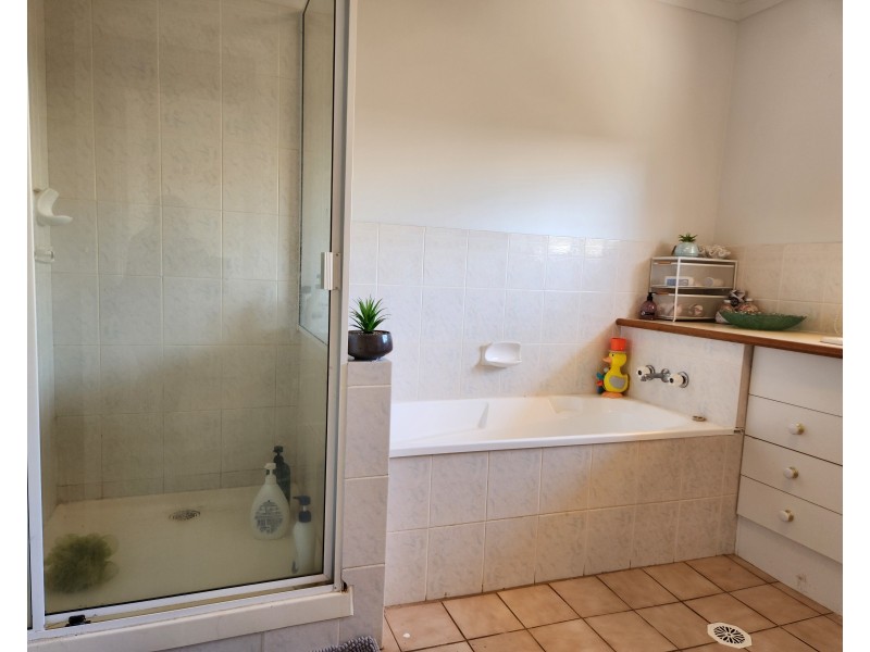 25 Miller Street, Blackbutt QLD 4306