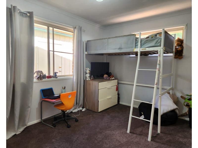 25 Miller Street, Blackbutt QLD 4306