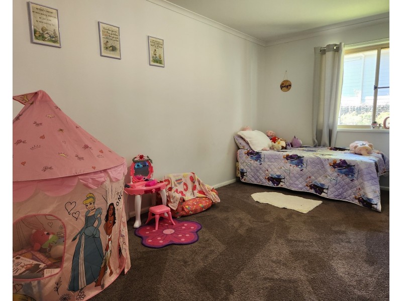 25 Miller Street, Blackbutt QLD 4306