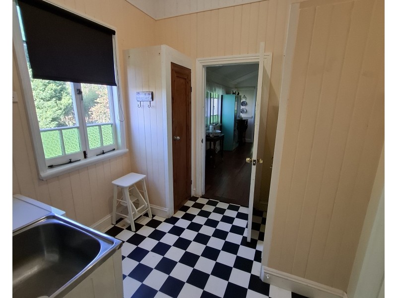 57 Ogilvie Road, Blackbutt South QLD 4306
