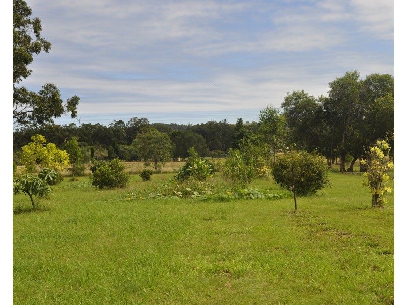 57 Ogilvie Road, Blackbutt South QLD 4306