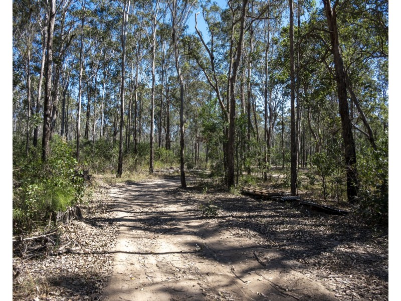 151 Cameron Road, Blackbutt North QLD 4306