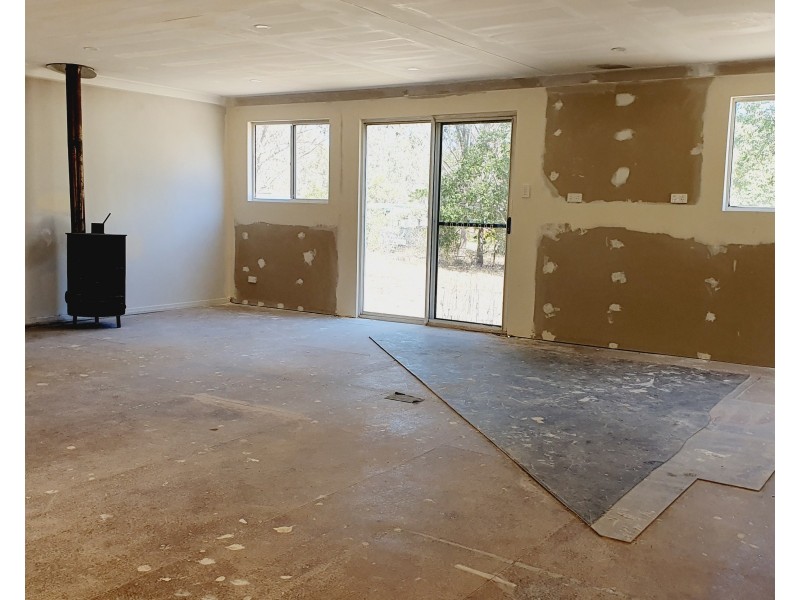 39 McLaughlan Road, Benarkin QLD 4306