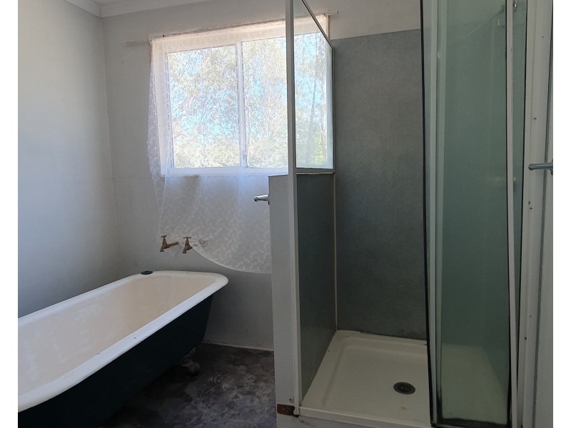 39 McLaughlan Road, Benarkin QLD 4306