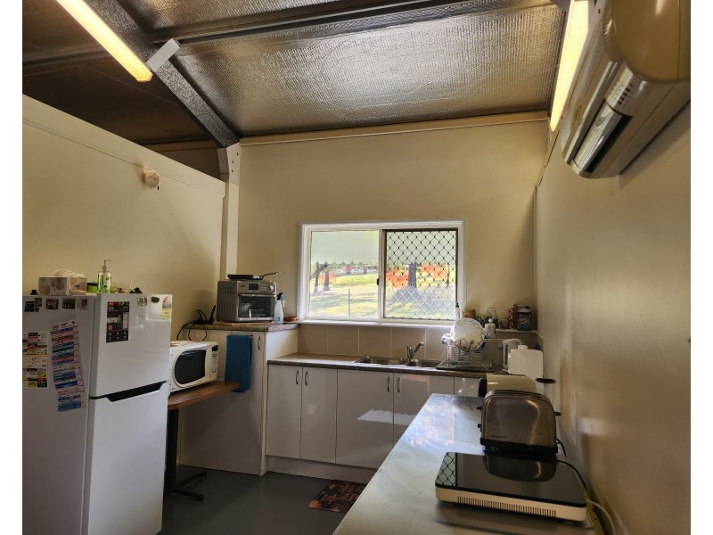 81 Bowman Road, Blackbutt QLD 4306