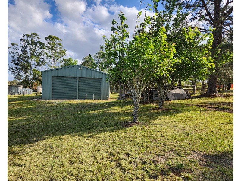 81 Bowman Road, Blackbutt QLD 4306
