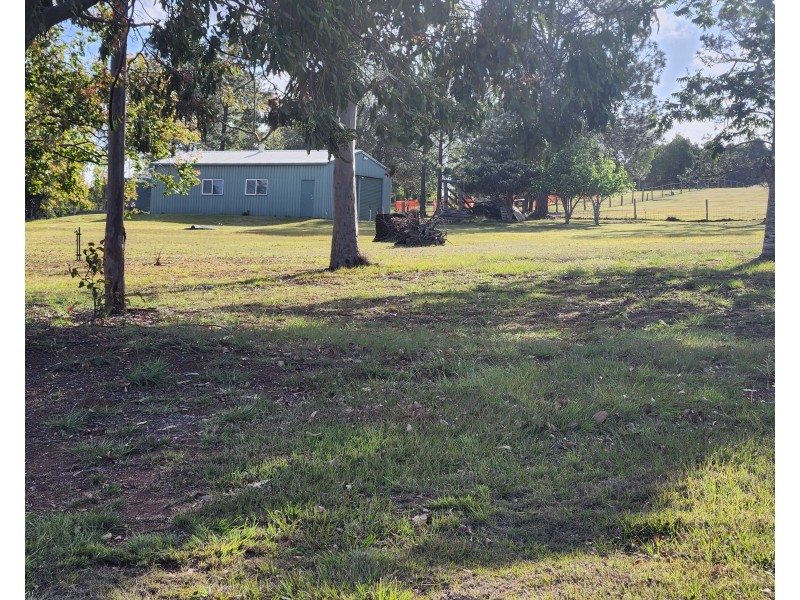 81 Bowman Road, Blackbutt QLD 4306