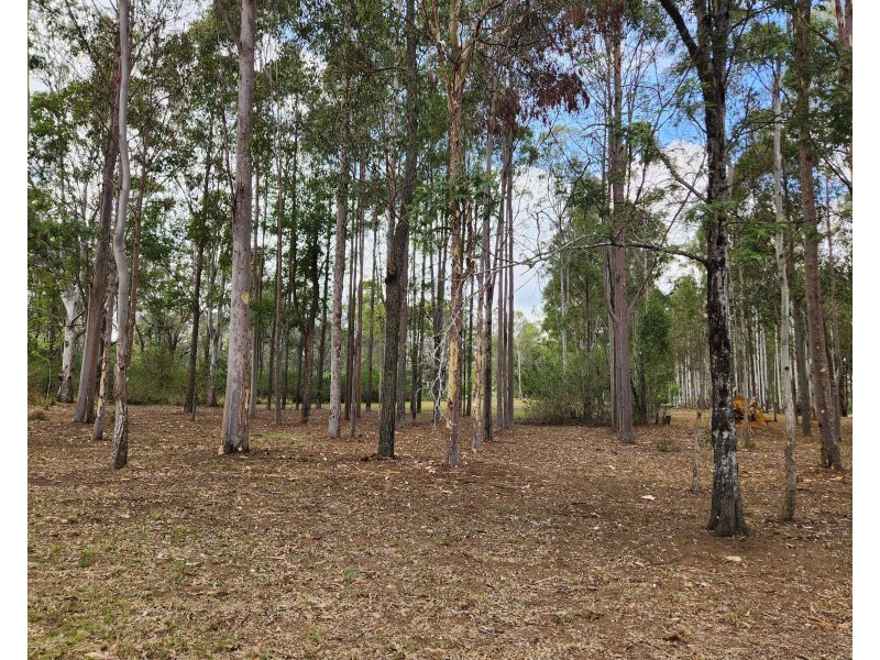 105 McLaughlan Road, Benarkin QLD 4306