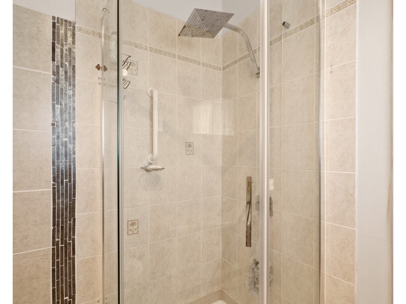 30 Douglas Street, Blackbutt QLD 4306