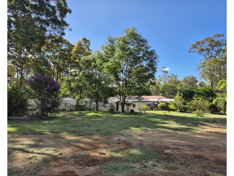 294 Crumpton Drive, Blackbutt North QLD 4306