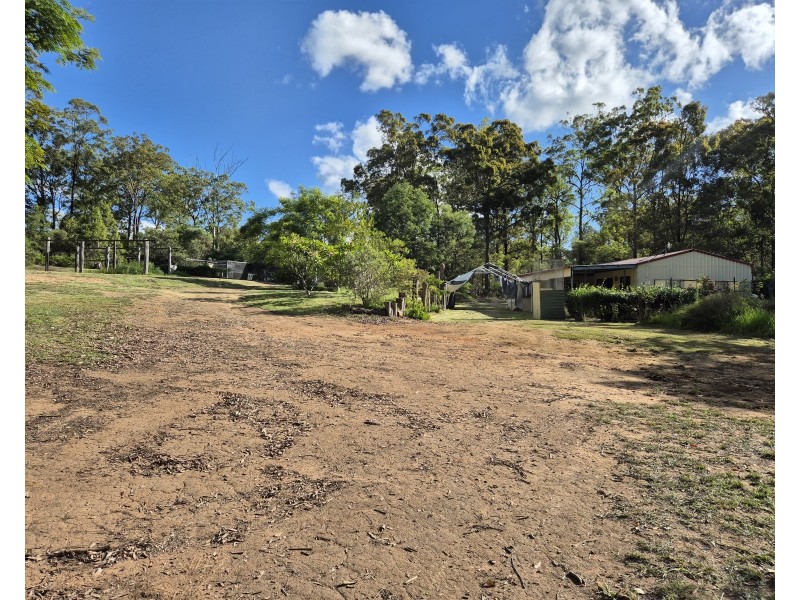294 Crumpton Drive, Blackbutt North QLD 4306