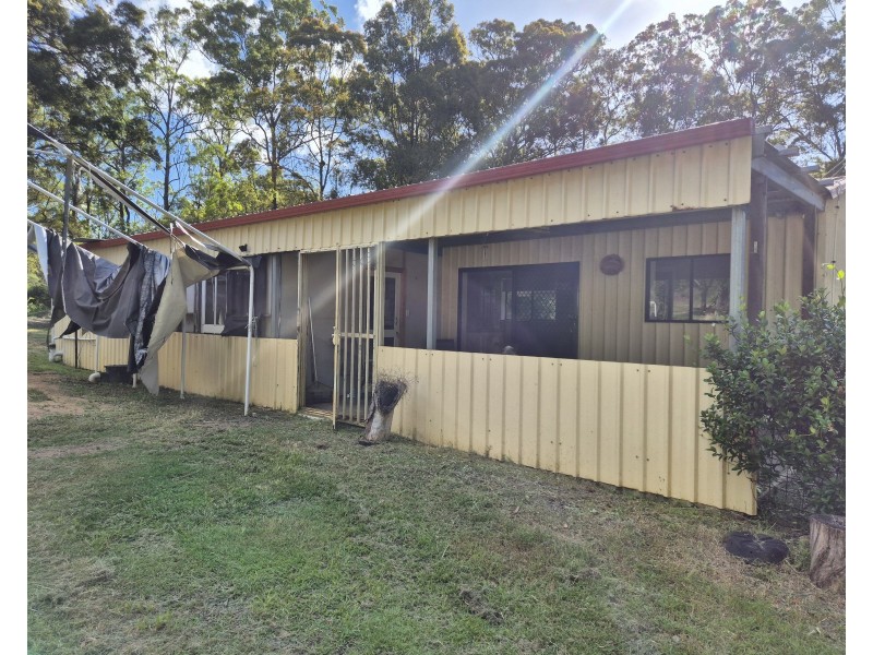 294 Crumpton Drive, Blackbutt North QLD 4306