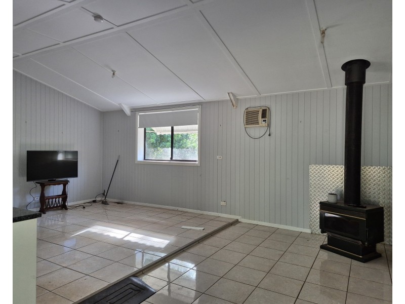 294 Crumpton Drive, Blackbutt North QLD 4306