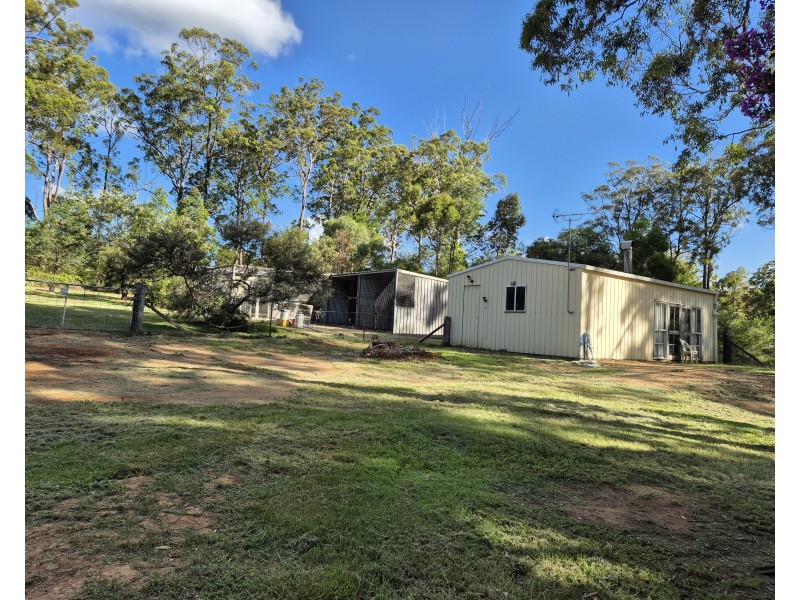 294 Crumpton Drive, Blackbutt North QLD 4306