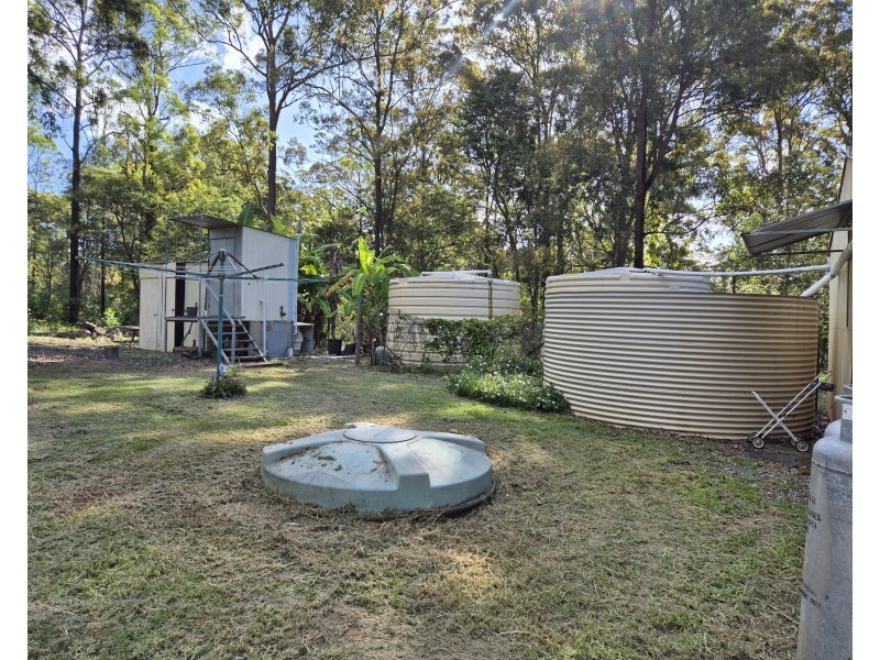 294 Crumpton Drive, Blackbutt North QLD 4306