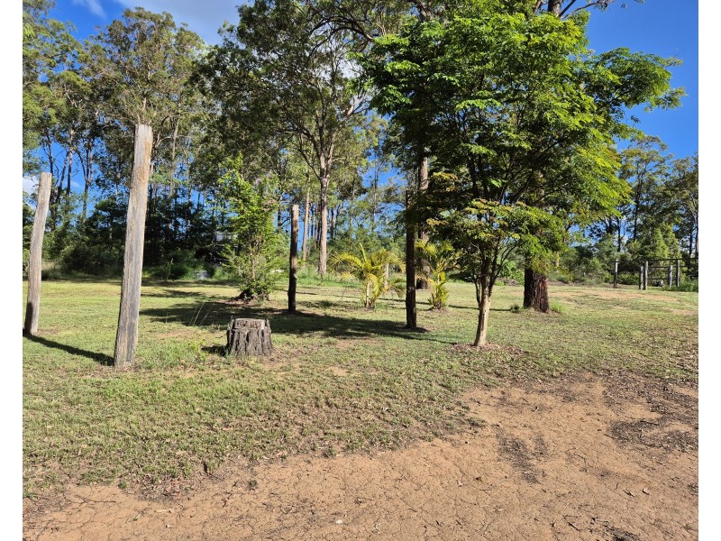 294 Crumpton Drive, Blackbutt North QLD 4306