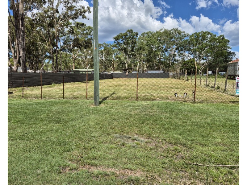 10 McNeil Street, Yarraman QLD 4614