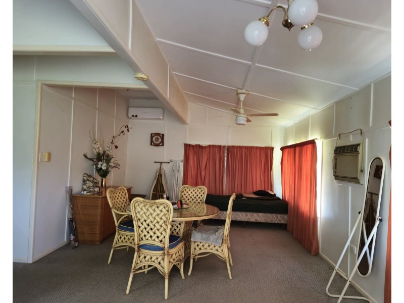 21 Fern Street, Blackbutt QLD 4306