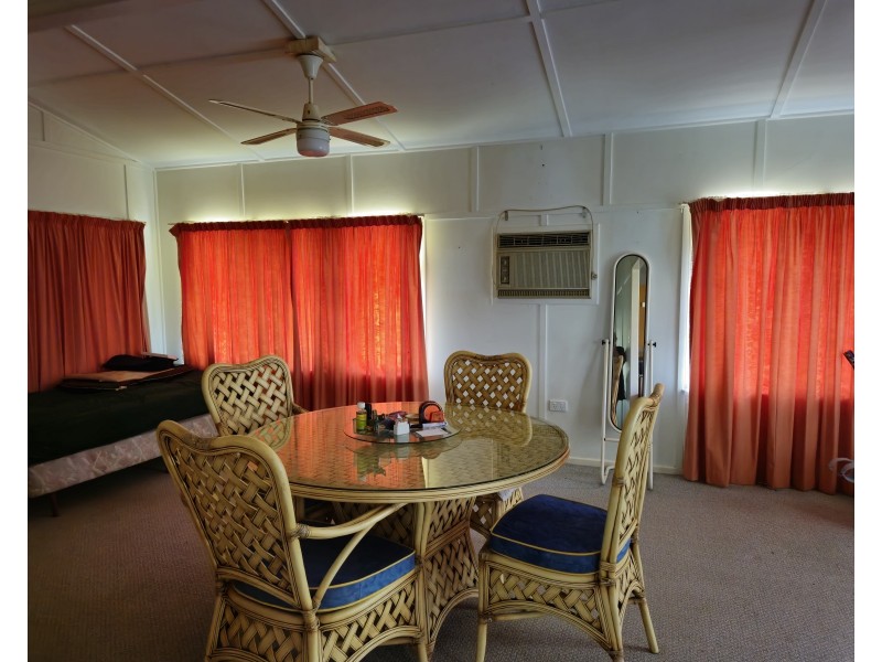 21 Fern Street, Blackbutt QLD 4306