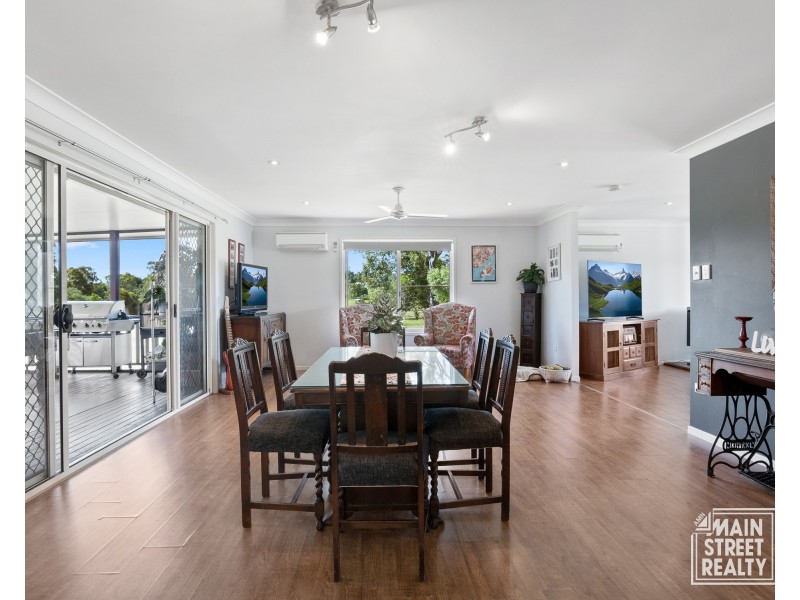 83 Greenhills Drive, Blackbutt QLD 4306