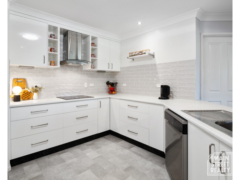 83 Greenhills Drive, Blackbutt QLD 4306