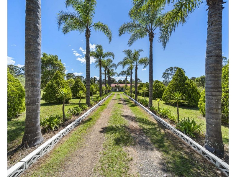 145 Crumpton Drive, Blackbutt North QLD 4306