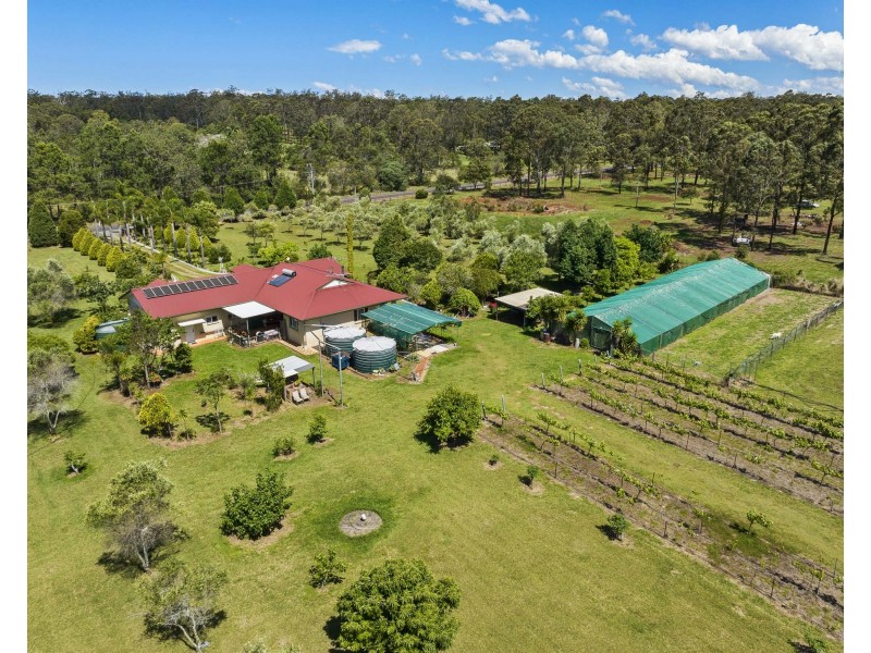145 Crumpton Drive, Blackbutt North QLD 4306