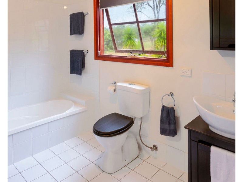 137 Stretton Drive, Teelah QLD 4306