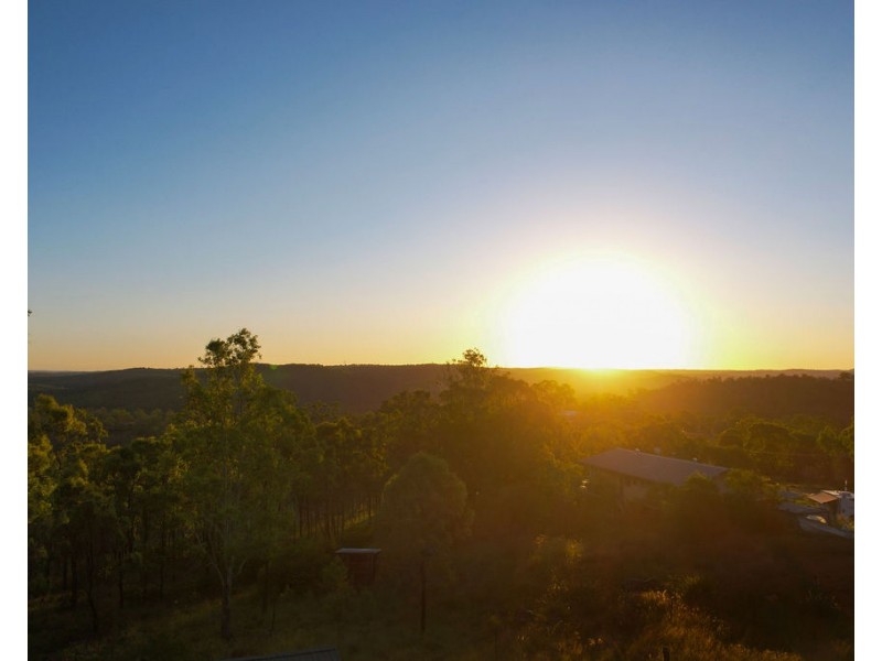 137 Stretton Drive, Teelah QLD 4306