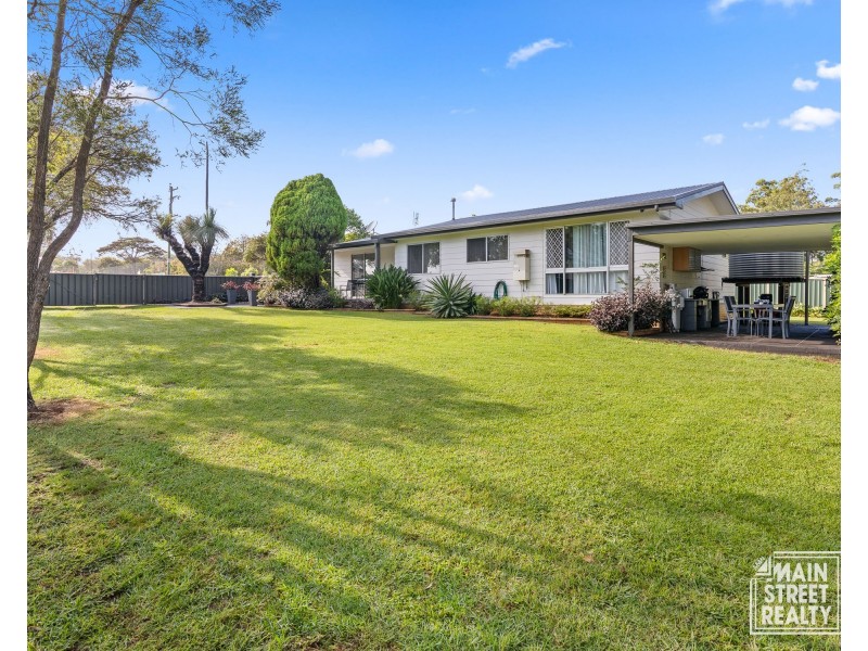 58 Hart Street, Blackbutt QLD 4306