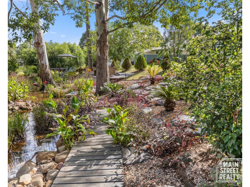 58 Hart Street, Blackbutt QLD 4306