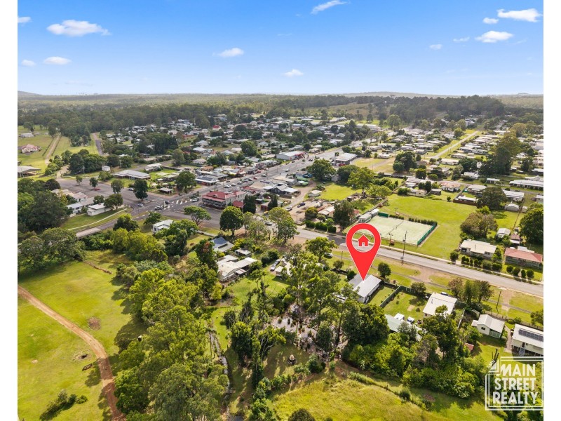 58 Hart Street, Blackbutt QLD 4306