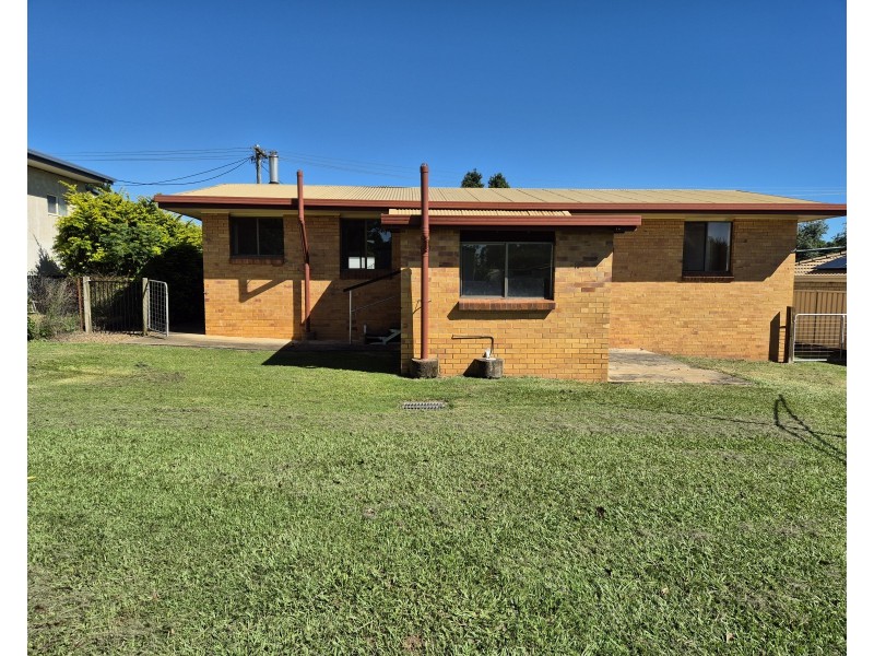 28 Douglas Street, Blackbutt QLD 4306