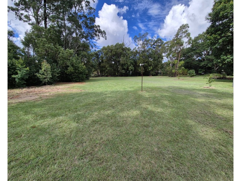 11 Hart Street, Blackbutt QLD 4306