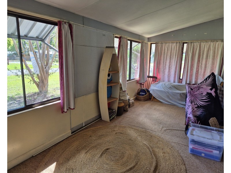 25 John Street, Blackbutt QLD 4306