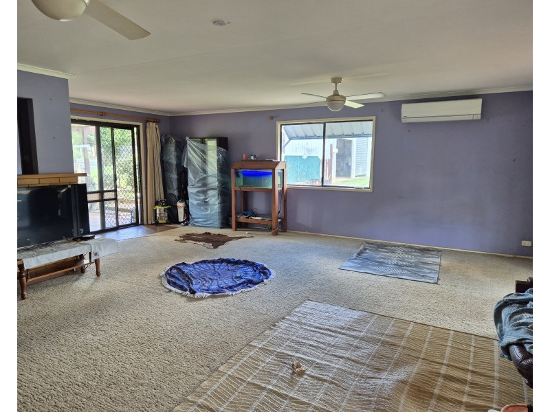 25 John Street, Blackbutt QLD 4306