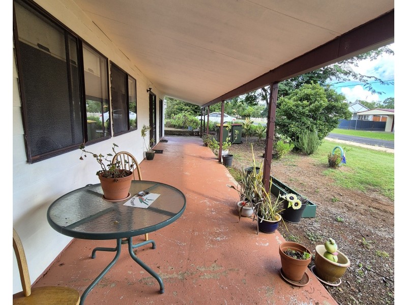 25 John Street, Blackbutt QLD 4306