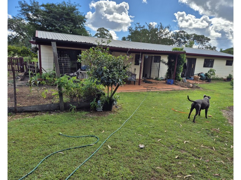 25 John Street, Blackbutt QLD 4306