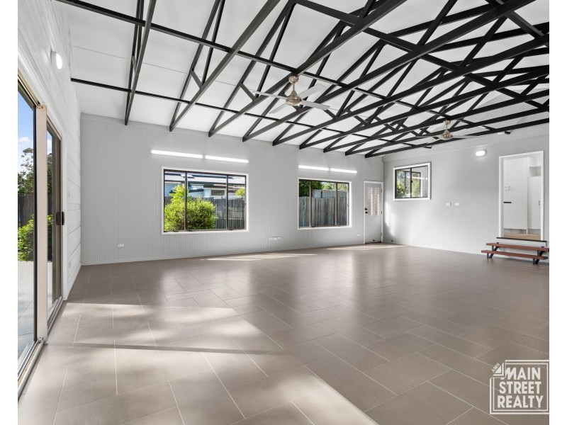 6 Margaret Street, Blackbutt QLD 4306