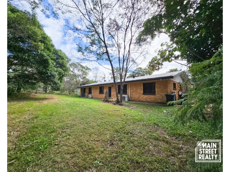 10278 D’Aguilar Highway, Blackbutt QLD 4306